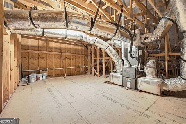 6045 Overlook Club Circle, Suwanee, GA 30024