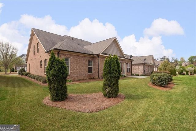 6045 Overlook Club Circle, Suwanee, GA 30024