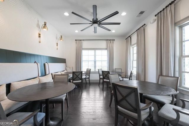 6045 Overlook Club Circle, Suwanee, GA 30024