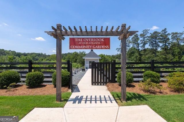 6045 Overlook Club Circle, Suwanee, GA 30024