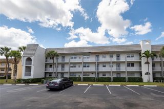 8515 Sunrise Lakes Blvd 301, Sunrise, FL 33322