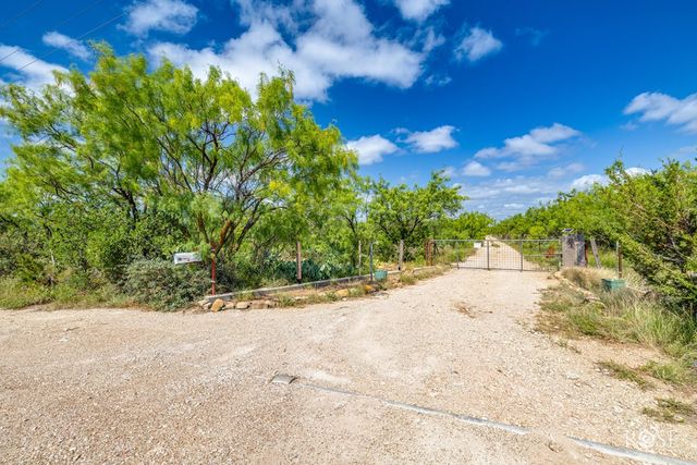 11483 N Grape Creek Road, San Angelo, TX 76901