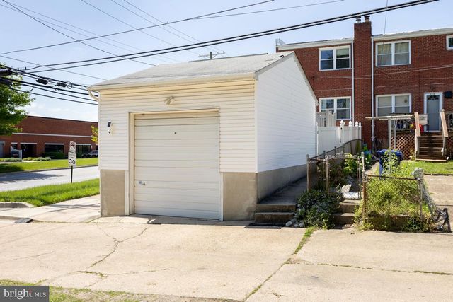 1251 S GRANTLEY ST, Baltimore, MD 21229