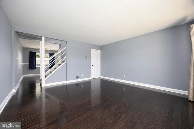 1251 S GRANTLEY ST, Baltimore, MD 21229
