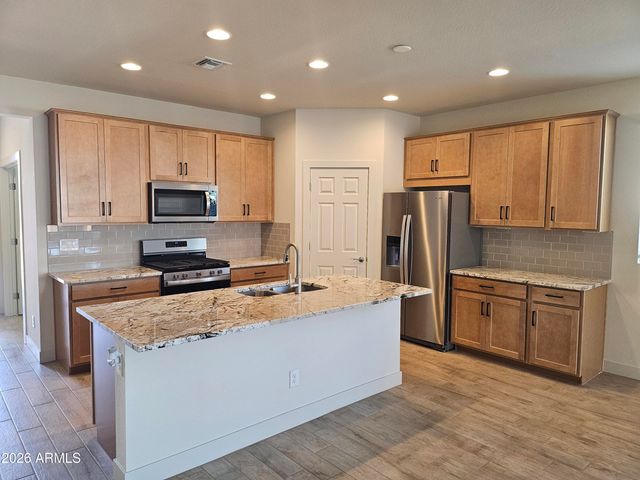 1260 W TREASURE Trail, Apache Junction, AZ 85120