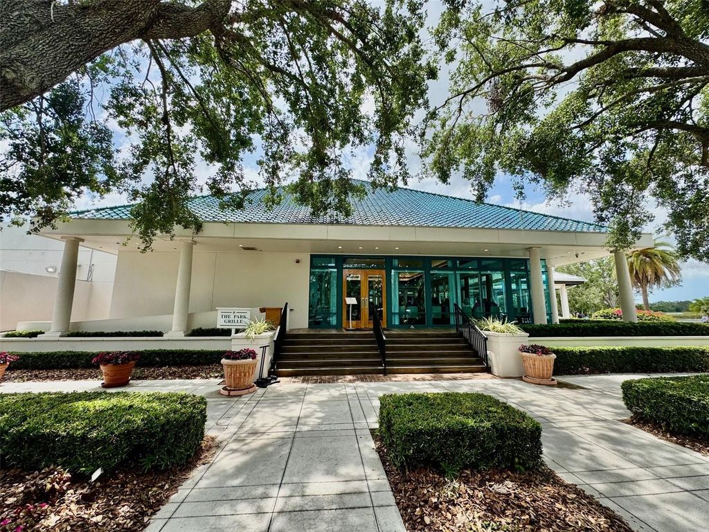 7330 KENSINGTON COURT