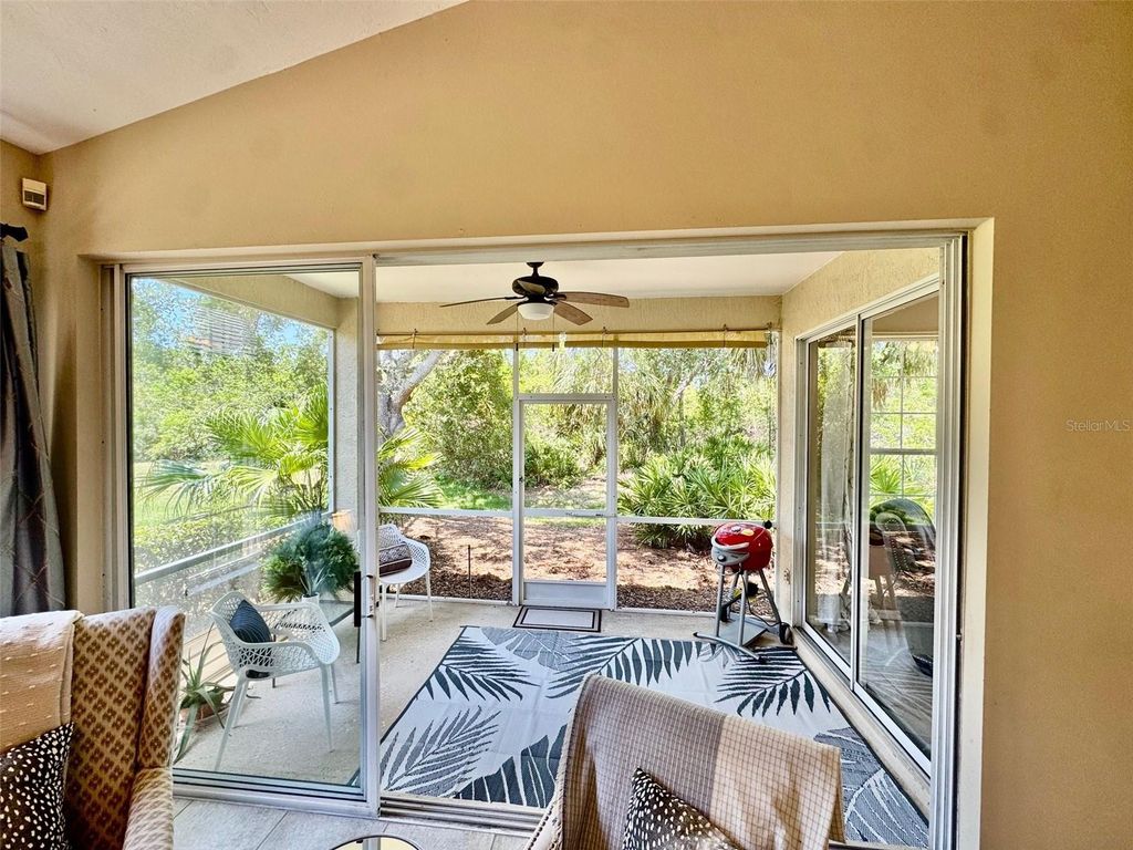 7330 KENSINGTON COURT