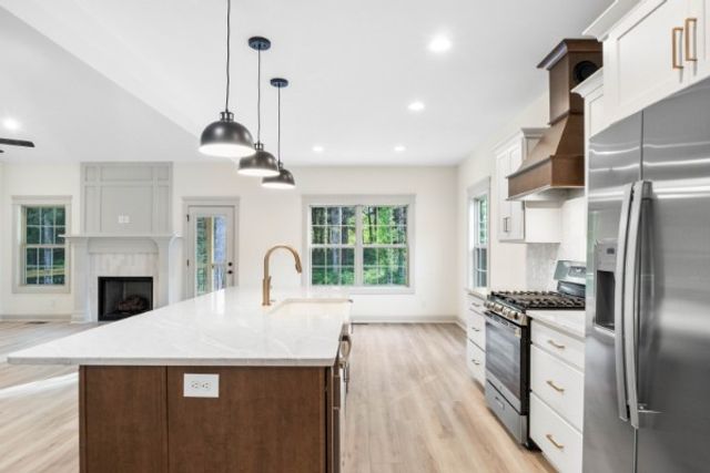 3495 Meadows Rd, Cumberland Furnace, TN 37051