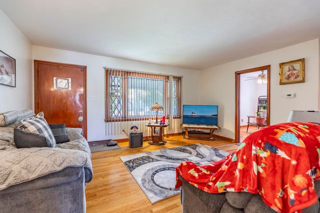 7034 Colorado Avenue, Hammond, IN 46323