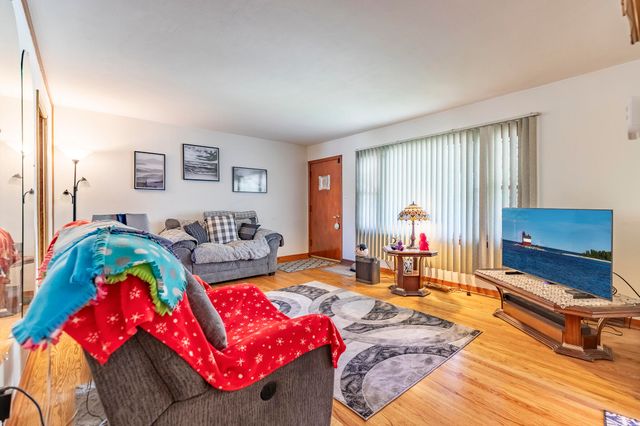 7034 Colorado Avenue, Hammond, IN 46323
