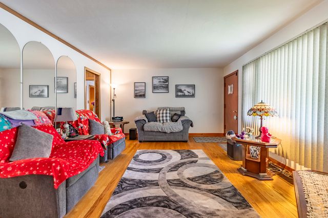 7034 Colorado Avenue, Hammond, IN 46323