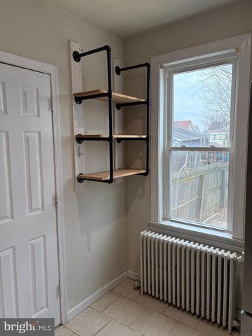 18 CHURCH ST, Willow Grove, PA 19090