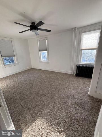 18 CHURCH ST, Willow Grove, PA 19090