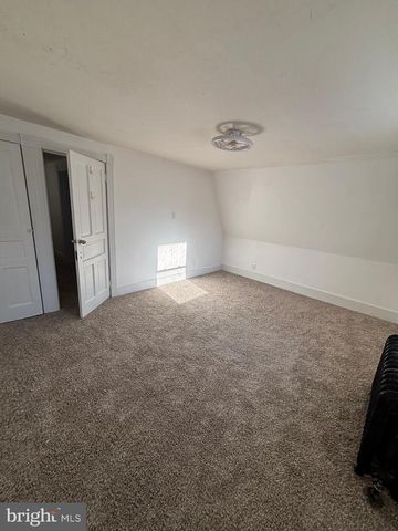 18 CHURCH ST, Willow Grove, PA 19090