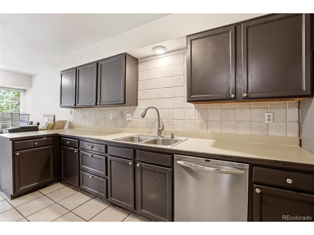 1566 S Syracuse St, Denver, CO 80231