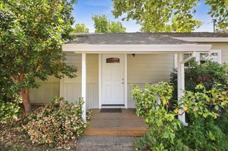8970 Phoenix Ave, Fair Oaks, CA 95628