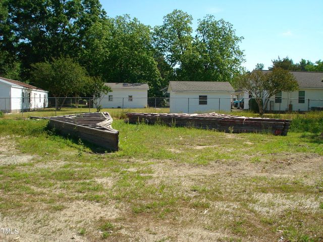2602-B Erwin Road, Dunn, NC 28334