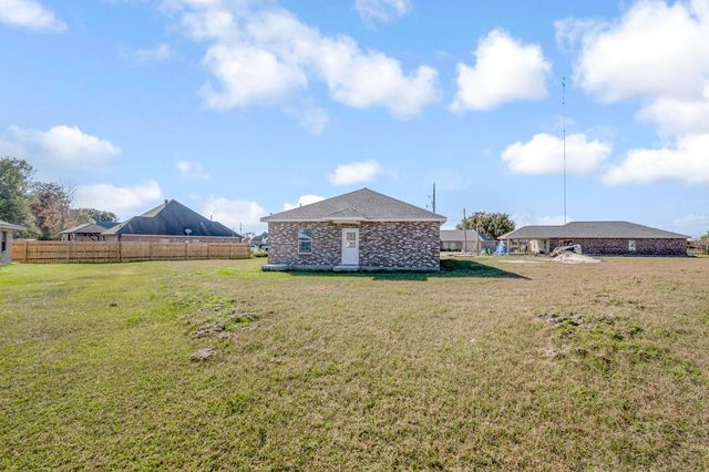 196 Belle Isle Dr, Thibodaux, LA 70301