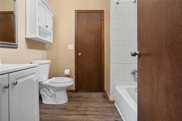 11321 Calico Drive, Kansas City, MO 64137