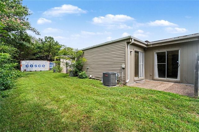 11321 Calico Drive, Kansas City, MO 64137