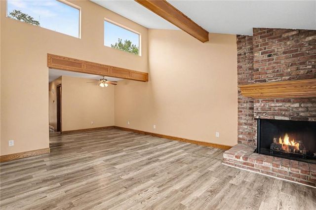 11321 Calico Drive, Kansas City, MO 64137