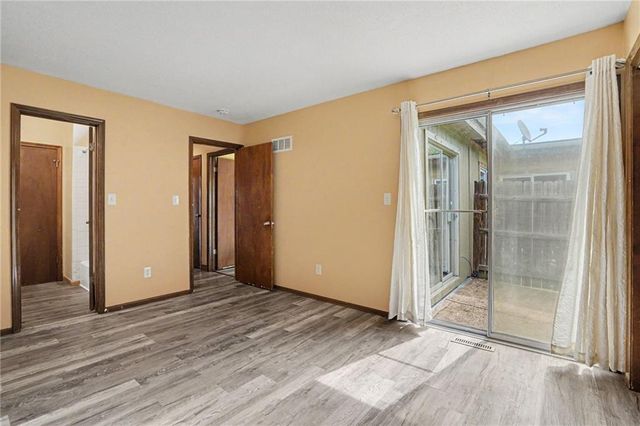 11321 Calico Drive, Kansas City, MO 64137