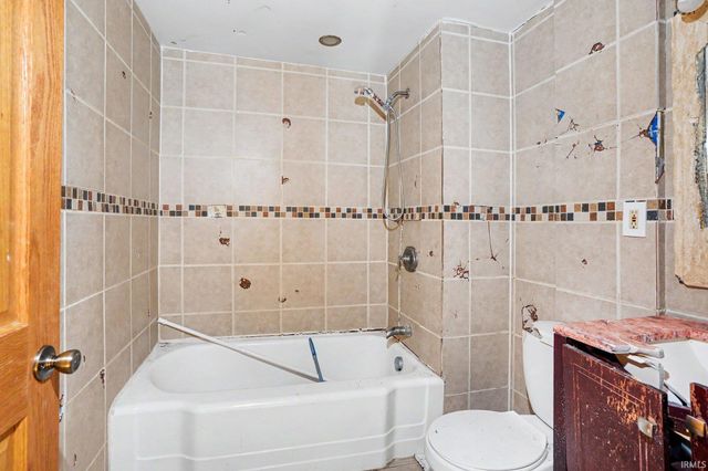 1122 N Huey Street, South Bend, IN 46628