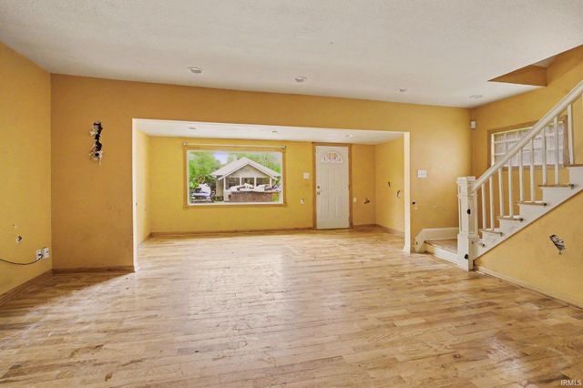 1122 N Huey Street, South Bend, IN 46628
