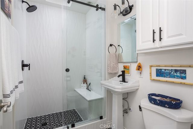 2011 Tustin Avenue, Costa Mesa, CA 92627