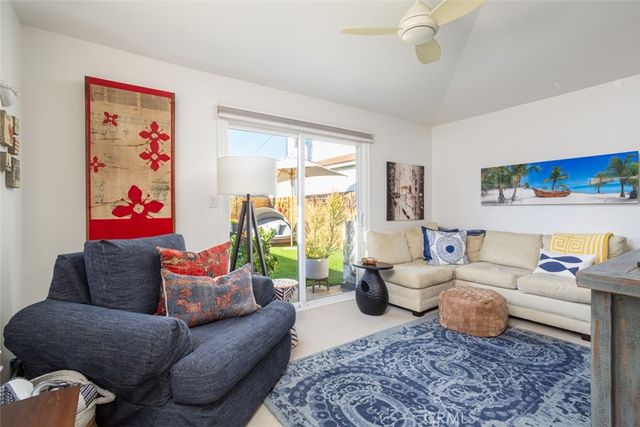 2011 Tustin Avenue, Costa Mesa, CA 92627