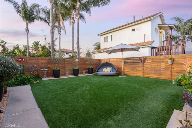 2011 Tustin Avenue, Costa Mesa, CA 92627