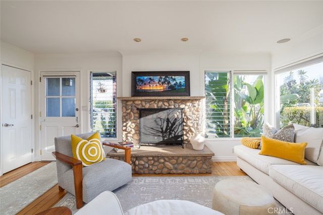 2011 Tustin Avenue, Costa Mesa, CA 92627