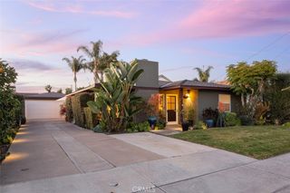2011 Tustin Avenue, Costa Mesa, CA 92627
