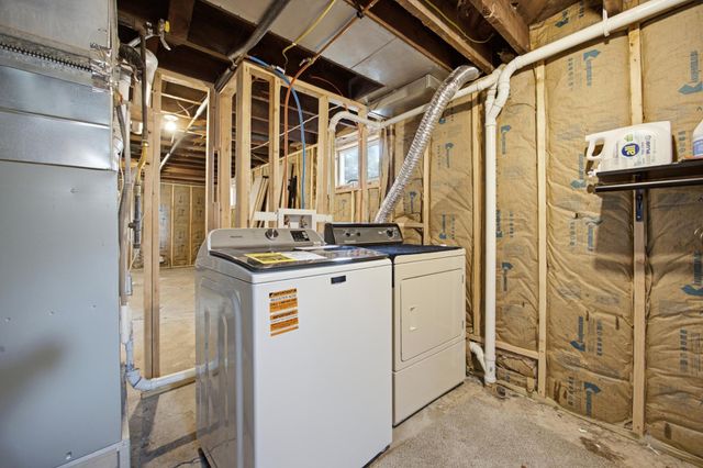 1402 8th Avenue S, Fargo, ND 58103