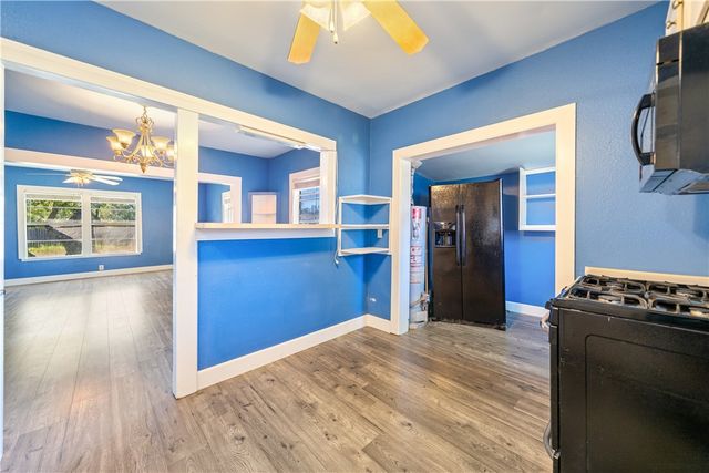 4117 Summit Dr, Corpus Christi, TX 78418