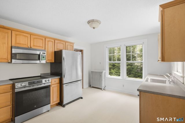 91 State Street, Wethersfield, CT 06109