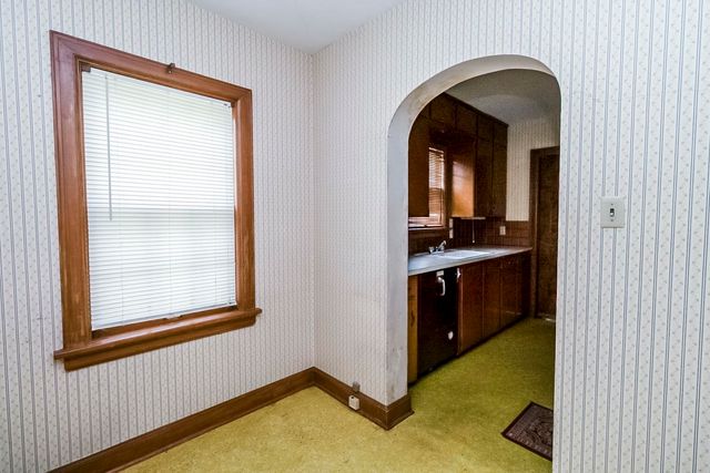 1543 S Hillside, Wichita, KS 67211