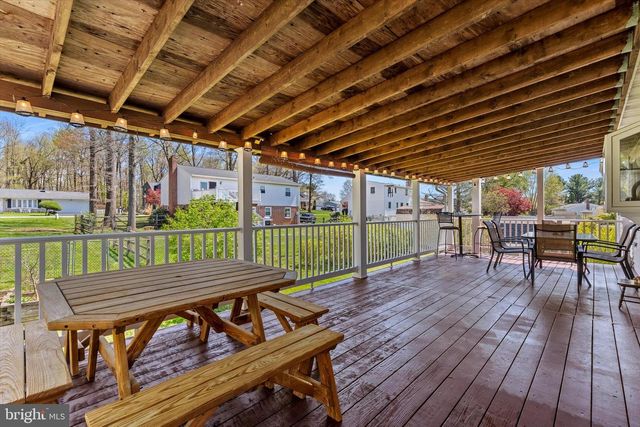 34 WASHINGTON RD, New Freedom, PA 17349