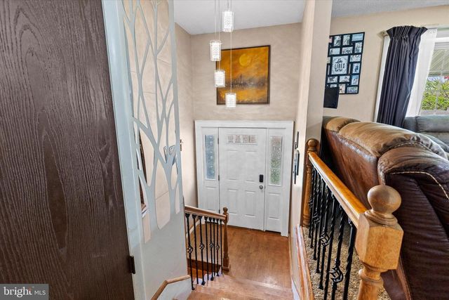 34 WASHINGTON RD, New Freedom, PA 17349
