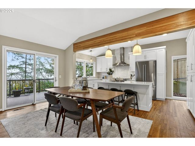 1433 Sw HIGHLAND Rd, Portland, OR 97221