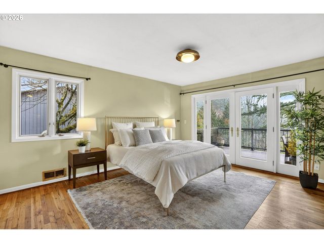 1433 Sw HIGHLAND Rd, Portland, OR 97221