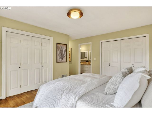 1433 Sw HIGHLAND Rd, Portland, OR 97221