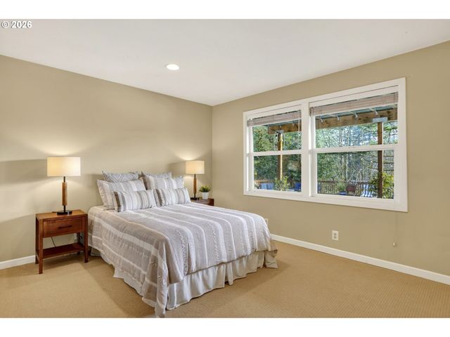 1433 Sw HIGHLAND Rd, Portland, OR 97221