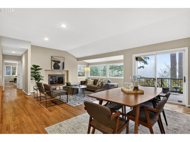 1433 Sw HIGHLAND Rd, Portland, OR 97221