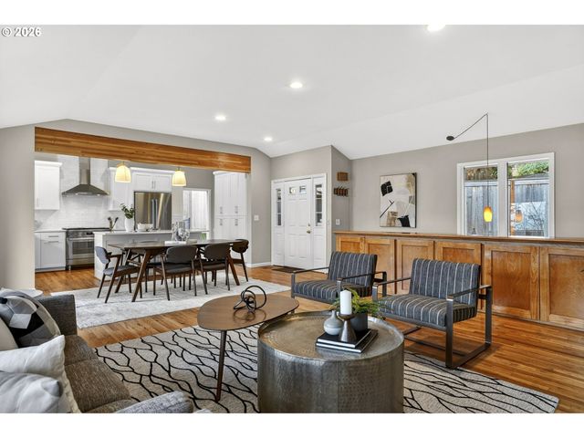 1433 Sw HIGHLAND Rd, Portland, OR 97221