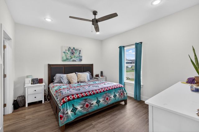 2225 J E Woody Road, Springtown, TX 76082