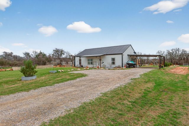 2225 J E Woody Road, Springtown, TX 76082