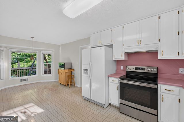 156 Edwards Way, Stockbridge, GA 30281
