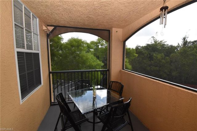 8735 River Homes LN 6-302, Bonita Springs, FL 34135
