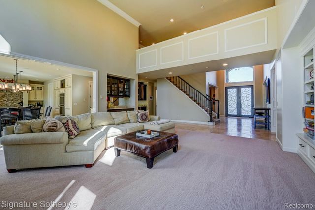 3225 Legacy Court, West Bloomfield Charter Township, MI 48323